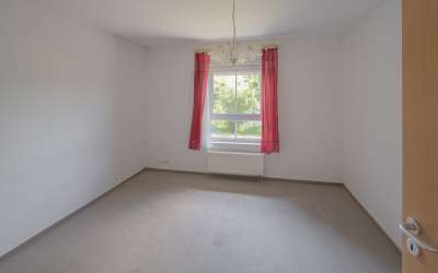Das sonnige und freistehende tolle, moderne und gepflegte Einfamilienhaus am Ortsrand - hier ist Platz für Ruhe und Gemütlichkeit!