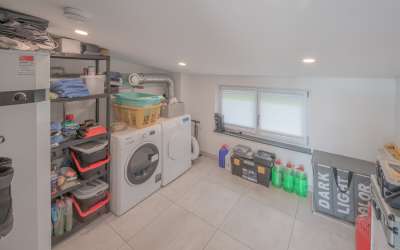 Sonniges Zweifamilienhaus in begehrter Lage