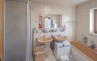 Das sonnige 3 Familienhaus in begehrter Lage am Stadtrand der Kurstadt