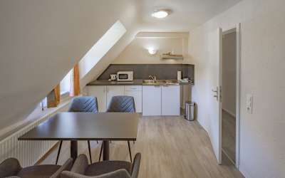 Wer hier einkehren darf, erlebt eine besondere Atmosphäre, die lange in Erinnerung bleibt - Hotel mitten im Grünen