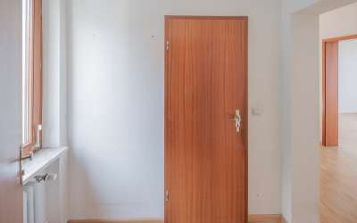 Das charmante Dreifamilienhaus am Ortsrand mit kurzen Wegen ins Grüne und einer enormen Aussicht