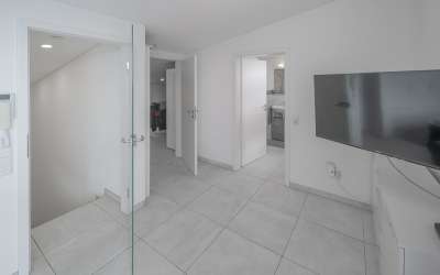 Sonniges Zweifamilienhaus in begehrter Lage