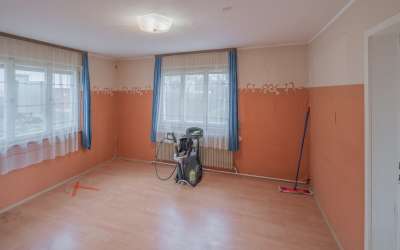 Sonniges Haus im idyllischen Ortsteil für die ganze Familie