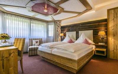 Sensationelles, first class Tagungs- und Wellnesshotel mit Schwarzwaldpanorama - idyllische Lage, top gepflegt, hier ist Platz für Ihr Unternehmen