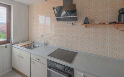 Großzügige Doppelhaushälfte mit einer Einliegerwohnung