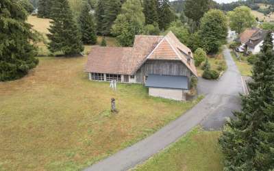 Sonniges Haus für die ganze Familie - enorm großes Grundstück - hier fängt Wohnen richtig an!