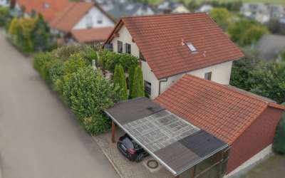 Schönes und modernes Einfamilienhaus mit einem gepflegten Garten!