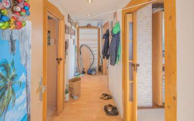 Charmantes Wohnen in der Stadt: mit Dachterrasse