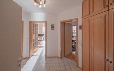 Hier ist Platz im Paradies: jung gebliebene 3 Zimmer Wohnung in perfekter Lage