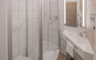 Wer hier einkehren darf, erlebt eine besondere Atmosphäre, die lange in Erinnerung bleibt - Hotel mitten im Grünen