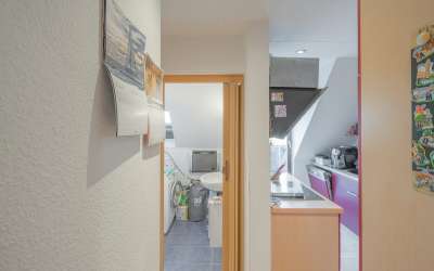 Charmantes Wohnen in der Stadt: mit Dachterrasse