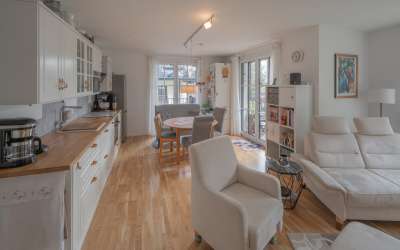 Logenplatz im idyllischen Schwarzwälder Kurort: 3,5 Zimmer Eigentumswohnung am Kurpark