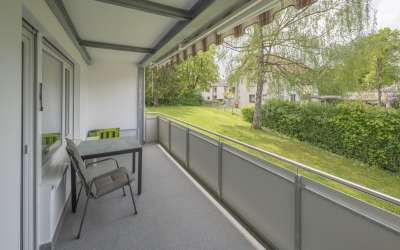 Kurschatten inklussive: ausgezeichnete 3 Zimmer Hochparterre mit Esprit und Charme