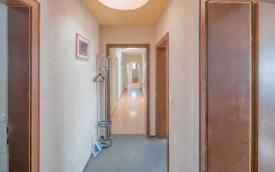 Wohn- und Geschäftshaus in beliebten Wohngebiet