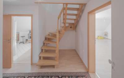Wo Moderne, Helligkeit, Chick und Charme, am Rande des Altstadtkernes ein neues harmonisches Zuhause finden: 4, 5 Zimmer Maisonette Wohnung, mitten in Villingen!