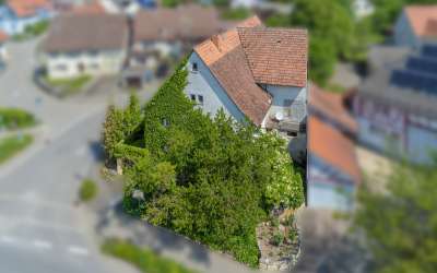 Großzügige Doppelhaushälfte mit Freude am Wohnen