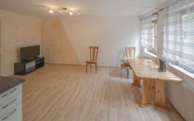Sonniger Wohntraum mit Einliegerwohnung in Ebingen - der bevorzugten Adresse mit viel Charme und Albcharme