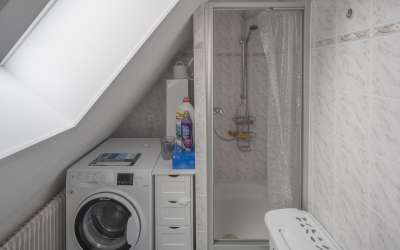 Wohnen wie im eigenen Haus -6,5-Zimmer-Eigentumswohnung