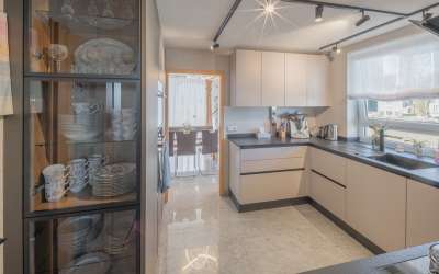 Hier geht die Sonne auf: moderne Doppelhaushälfte mit Stil, Chik und Charme - effizient und tres chick