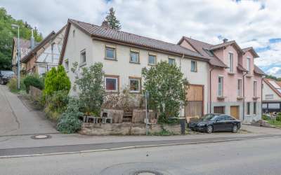 Schönes Bauernhaus in schöner Lage von Trossingen- Ideal für den Handwerker