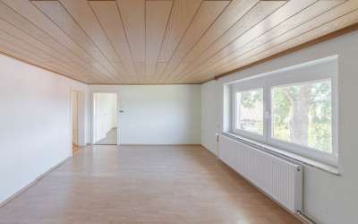 Derzeit vermietet zu einer Rendite von 7,5 % - Einfamilienhaus am Heuberg