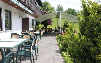 Landhaus mit vielen Entfaltungsmöglichkeiten und tollem Freisitz