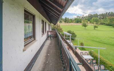 Landhaus mit vielen Entfaltungsmöglichkeiten und tollem Freisitz