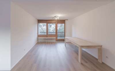 Moderne, neu renovierte 3 Zimmer Mietwohnung in Königsfeld mit Balkon