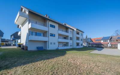 Top Zustand: 3 Zimmer Mietwohnung im Erdgeschoss mit Terrasse