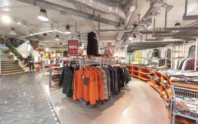 Große Ladenfläche im 1. Obergeschoss