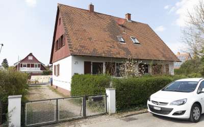 Doppelhaushälfte neu renoviert!