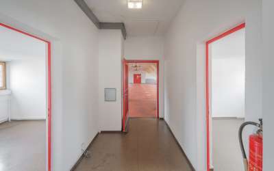 Hallenfläche in Schwenningen zu vermieten!