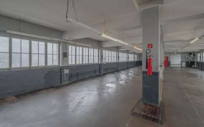 Großzügige Hallenfläche wartet auf einen neuen Mieter!