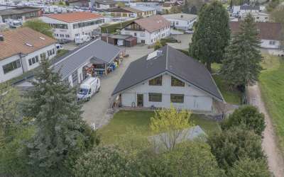 Einfamilienhaus mit Halle in Spaichingen!