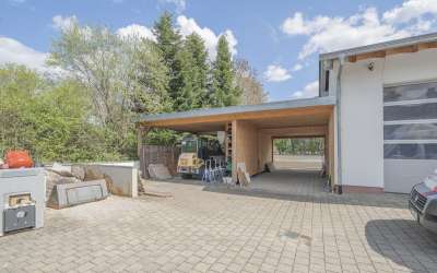 Einfamilienhaus mit Halle in Spaichingen!