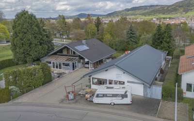 Einfamilienhaus mit Halle in Spaichingen!