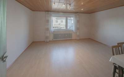 Flotte 3 Zimmer Mietwohnung in Innenstadtnähe, mit viel Licht und Sonnenschein
