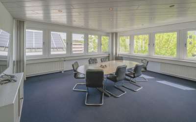 Firmenareal mit viel Platz für Ertrag und Produktion - hier ist vieles Möglich!