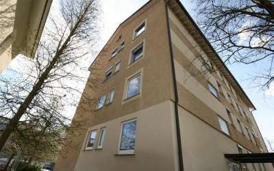 Logenplatz mitten in der Stadt: charmant, praktisch ruhig - 2,5 Zimmer ETW - hier starten Sie ins Eigentum durch