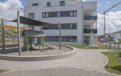 Moderne 4 Zimmer Neubauwohnung im Erdgeschoss zu vermieten - befristet auf 3 Jahre