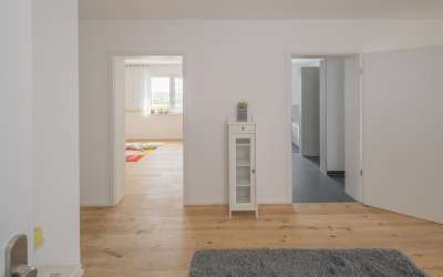Moderne 4 Zimmer Neubauwohnung im Erdgeschoss zu vermieten - befristet auf 3 Jahre