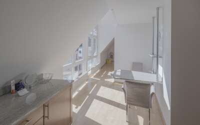 Wo Moderne, Helligkeit, Chick und Charme, am Rande des Altstadtkernes ein neues harmonisches Zuhause finden: 4, 5 Zimmer Maisonette Wohnung, mitten in Villingen!