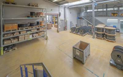 Sonniges, markantes Gewerbeanlageobjekt mit Potential und jungem Baujahr