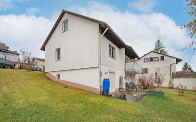 Schönes 1 Familien Haus in ruhiger Lage. Ideal auch für Feriengäste