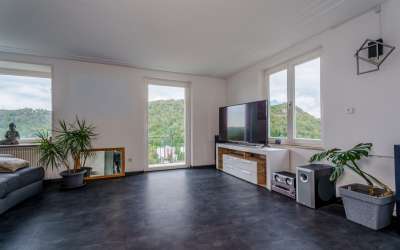 Villenanwesen mit Aussicht übers obere Neckartal - hier wohnen Sie priviligiert und mit Charme