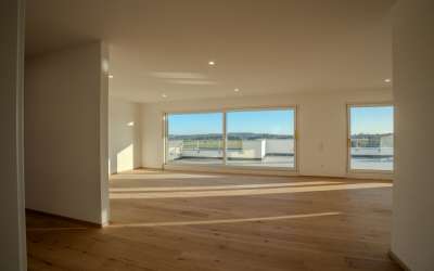 Neubau: 4 Zimmer Penthousewohnung mit tollem Weitblick!