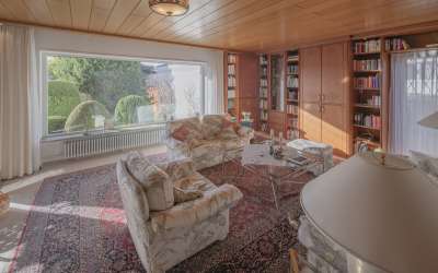 Sonnig, idyllisch, ländlich romantisch und schön: Einfamilienhaus in familiärer Lage!