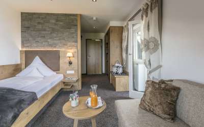 Sensationelles, first class Tagungs- und Wellnesshotel mit Schwarzwaldpanorama - idyllische Lage, top gepflegt, hier ist Platz für Ihr Unternehmen