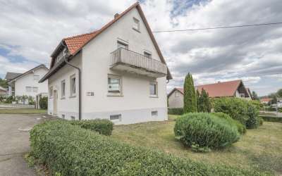 Sonniges und freistehendes Haus in beliebtem Heubergort - AlbTRAUM für die ganze Familie