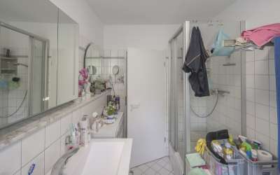 Sonniges Wohnen Dreifamilienhaus in Konstanz Allmansdorf mit Einnahmen